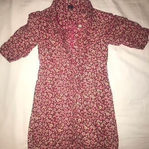 GAP size 5 short sleeve floral button down